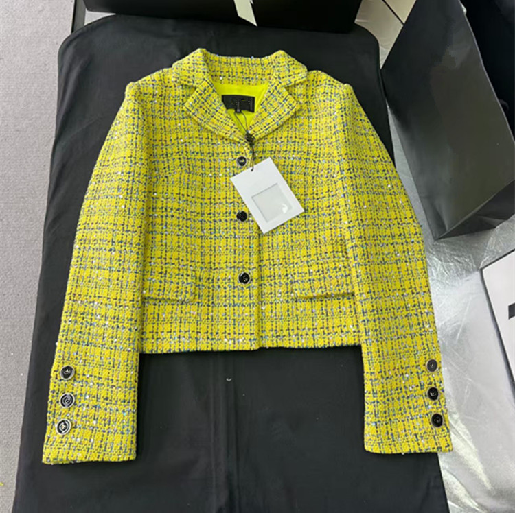 Avrupa Kadın Giyiminde Özelleş - Summer Clothing In Winter incelemesi ve fiyatı
